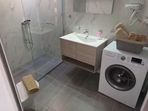 The Sun House in Paradisi