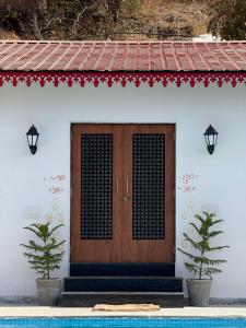 Almora Farm