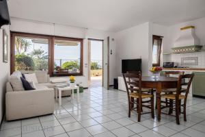 Onda Blu Addaura by DomuSicily