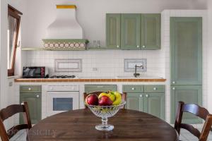 Onda Blu Addaura by DomuSicily