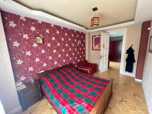 Cozy 5BD House With Frontyard