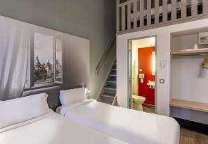 Hotels B&B HOTEL Perigueux Boulazac : Chambre Quadruple Classique
