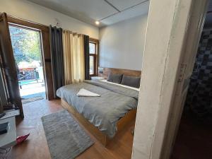 Niha Cottage