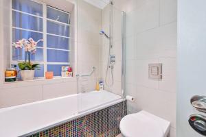 Gorgeous Flat 3 minute walk to Iconic Hyde Park