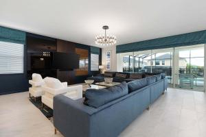 Fab Villa with Jungle BR, Theater, Arcade, Spa Pool