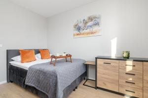 Bright Apartment Park Lotników Near Tauron Arena Kraków by Noclegi Renters