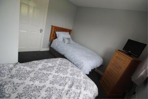 Home with HotTub near AltonTowers & Waterworld sot