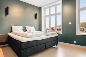 DINBNB Apartments l Luxury Penthouse l Roof Terrace l Central Bergen