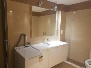 Cosy, modern apartment near the city center