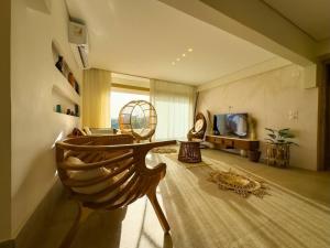 Ancient Bohemian Khan Memphis Oasis Pyramids view