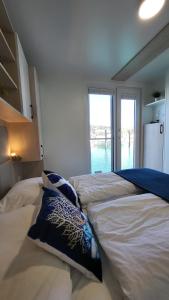 Floating House - MARINA PEARL