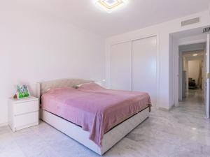 Relaxing Marbella Apartment with Pool - Pass the Keys