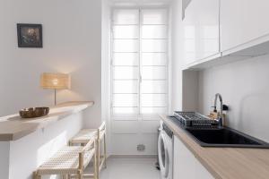 Josi - 2 chambres, central, 10mn du Palais&Plages, neuf, clim