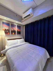 Makati Room 381 1 br deluxe SMJazz T2 residence New