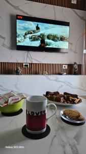 Beach Vibes, Home Comfort!