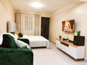 Staycation by Winnie-NAIPOSHA STUDIOS