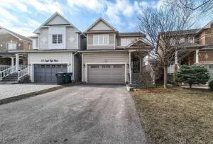 Spacious Family Retreat - Brampton