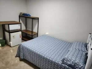 Quarto mobiliado em Lins - 林斯