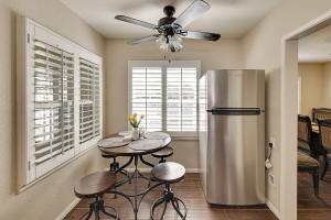 4 Mi to Dtwn: Riverside Gem w Pool & Game Room