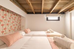 Puerta Osario Oasis by Valcambre