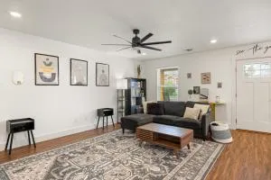 Caroline - غرانبوري