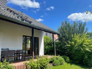 Ferienhaus Lotz mit drei Ferienwohnungen in Putbus auf Rügen