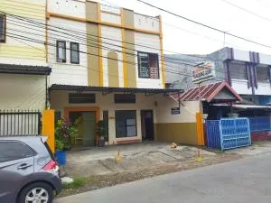 OYO 92231 Penginapan Tanjung Alang Syariah - Gusung