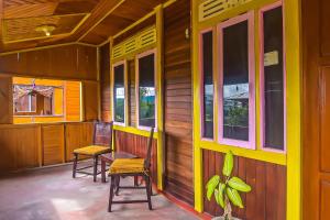 Hotel O Filadelfia Resto & Penginapan Near Benteng Moraya