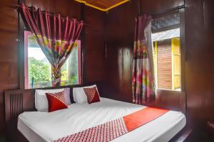 Hotel O Filadelfia Resto & Penginapan Near Benteng Moraya