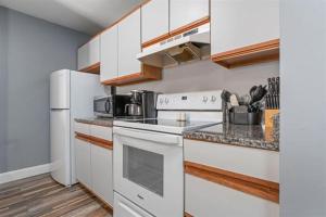 The Village at Paugus Bay Condo!