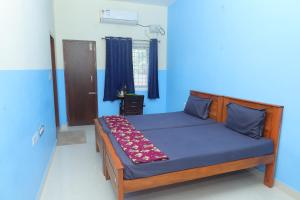 Rathna Inn