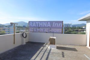 Rathna Inn