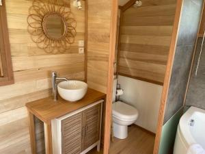 Chalets La cabane balneo vue mer : photos des chambres
