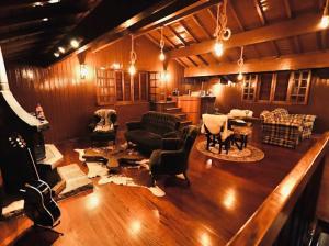 Cabana da Árvore e Cabana Retrô - ForestPlace