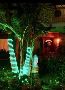 Tropical Retreat Close to Beach - غروفير بيتش