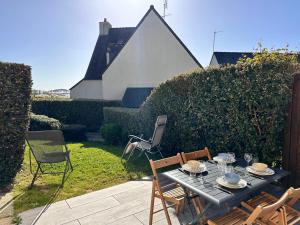 Maisons de vacances Chez Boby- Maison de vacances- Vue mer- Ideal Semaine du Golfe : photos des chambres