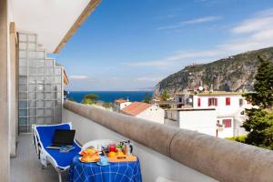 Glamour House Sorrento