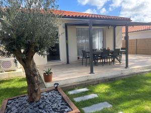 Maison neuve classement 3 étoiles avec accès privé piste cyclable, 6 personnes