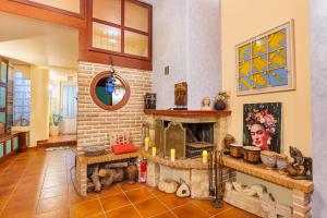 Loft Art Gallery, Chania, Crete