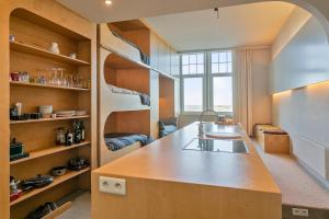 Uniek ingerichte ruimte met magnifiek zeezicht!