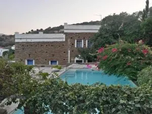 Anezas Mansion stone-built traditional villa - Ándros