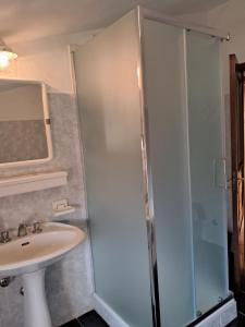 Habitación Doble con baño compartido