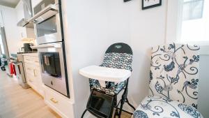 Stylish 4BR Home Near Columbia Heights & Rooftop