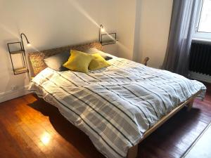 Maisons de vacances Spacious family home with river access : photos des chambres