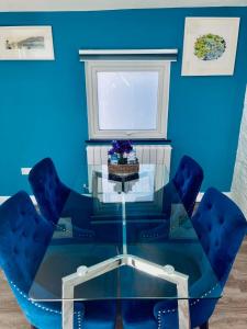 Beautiful Quayside Cottage Looe