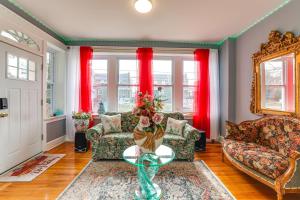 3 Mi to Penn Pet-Friendly Townhome in Yeadon!