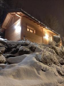 Chalets Petit chalet neuf independant 2 pers La cabane de Jean  : photos des chambres