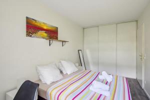 Appartements Grand F2 de 50m2 pour 4 personnes - Paris 10eme Gare du Nord, Stade de France : photos des chambres