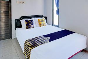 OYO Life 92353 Purnama Syariah Guest House