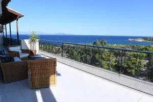Top floor 3bed 2bath with stunning 360 view - Rafina